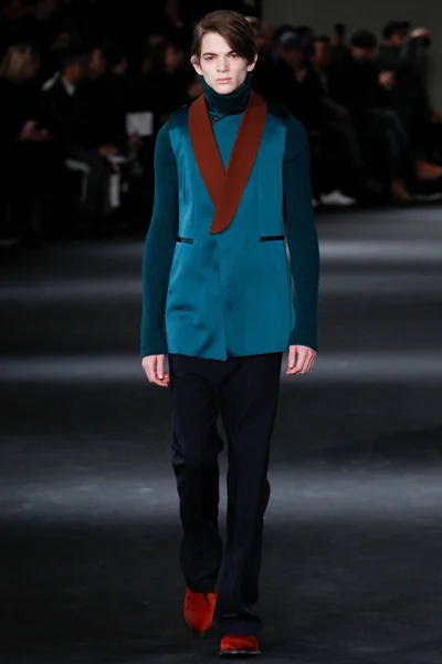 Look 5